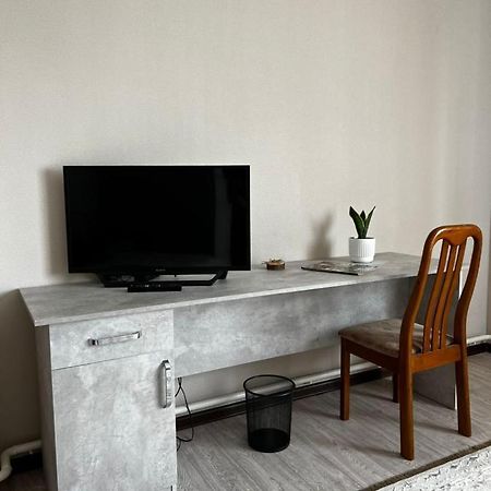 Meiman House Close To Asia Mall Biszkek Zewnętrze zdjęcie