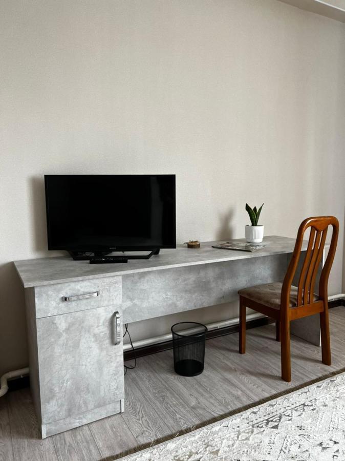 Meiman House Close To Asia Mall Biszkek Zewnętrze zdjęcie