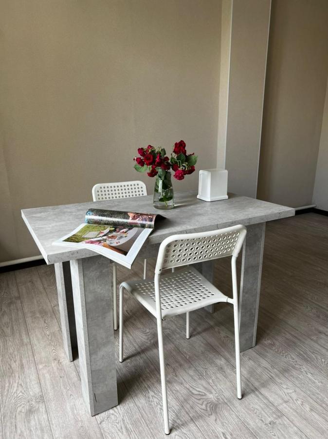 Meiman House Close To Asia Mall Biszkek Zewnętrze zdjęcie